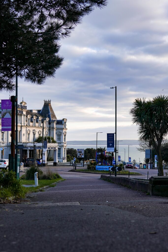 10 Best Hotels in Bournemouth - Best for Budget-Friendly Travel: Travelodge Bournemouth Seafront - Nomadoverse
