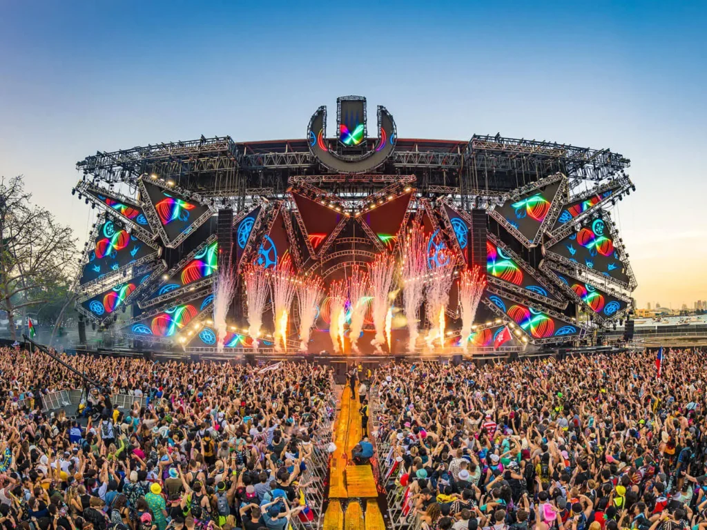 Most Popular Festivals in the USA 2025 - Ultra Music Festival – Miami, Florida - Nomadoverse
