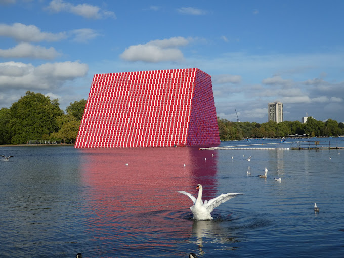 Best Picnic Spots in London’s  - Nomadoverse - Hyde Park (Central London)