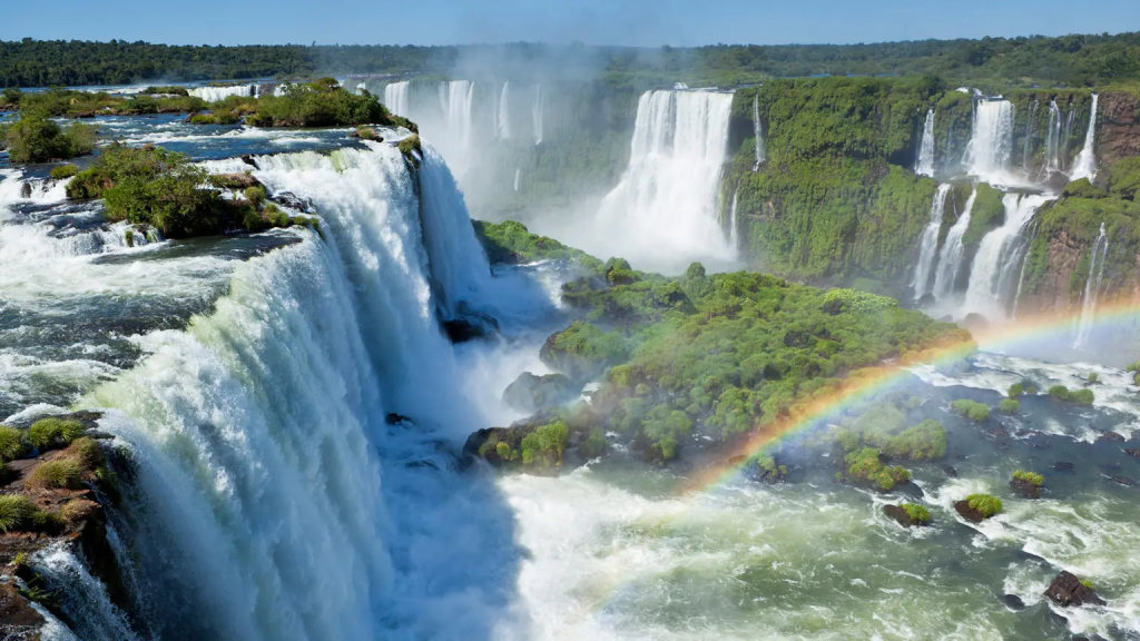 Iguazu Falls (Argentina/Brazil)