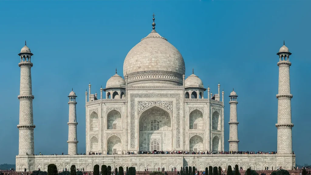 Taj Mahal, Agran main - nomadoverse - Best Places to Visit in India 2025 Top Travel Guide