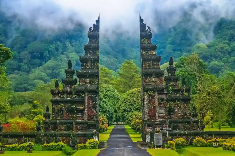 Your Most Reliable Travel Guide to the Island of Gods Bali 2025 - Nomadoverse (2)